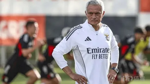 拉齐奥夏窗瞄准基耶萨，薪资问题或成掣肘